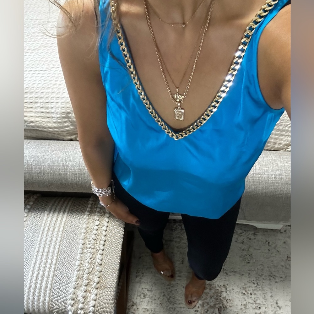 New💎 GENERATION LOVE v cut chain camisole - Picture 5 of 14